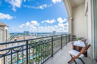 550 Okeechobee Blvd Unit UPH15, West Palm Beach, FL 33401