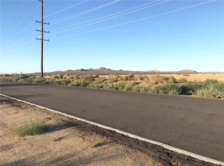 110 Ste Vic Ave P8, Palmdale, CA 93591