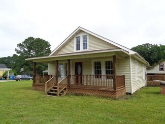 1124 N Carolina 561, Aulander, NC 27805