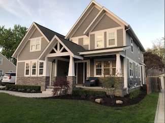 628 N Gainsborough Ave, Royal Oak, MI 48067