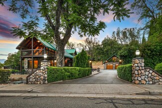 2020 Benton Dr, Redding, CA 96003