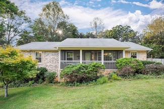 715 W Oak Dr, Cookeville, TN 38501