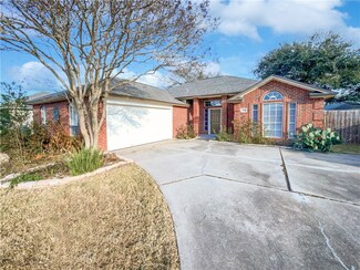 2402 Oak Brook Dr, Portland, TX 78374