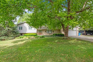 16204 S George Ct, Plainfield, IL 60586