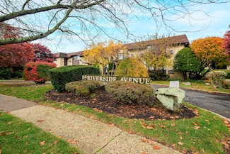 85 Riverside Ave Unit E8, Stamford, CT 06905