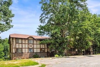 1308 Camelot Dr, Atlanta, GA 30349