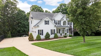 5 Hickory Glen Ct, Lake Saint Louis, MO 63367