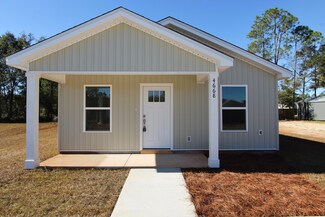 4662 Falcon Way, Crestview, FL 32539
