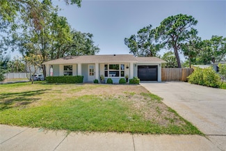 4700 Chancellor St NE, Saint Petersburg, FL 33703