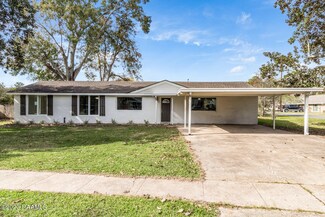 211 Ridgeview Dr, Lafayette, LA 70507