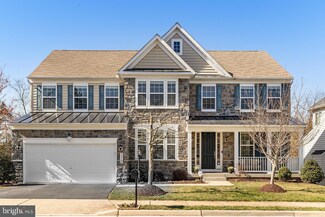 42340 Winsbury Place W, Sterling, VA 20166