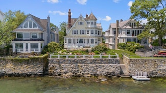 9 Rocky Point Rd, Norwalk, CT 06853