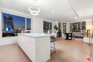 1050 S Grand Ave Unit 1102, Los Angeles, CA 90015