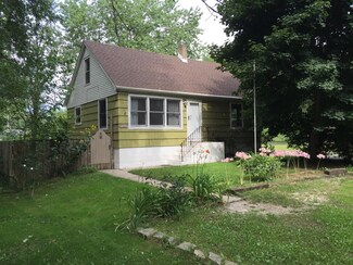 2748 Hamlin St, Gary, IN 46406