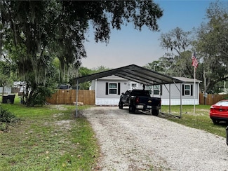 2829 N Lakefront Dr, Hernando, FL 34442