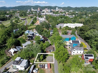 99999 Park Place, Asheville, NC 28801