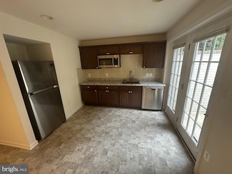 8475 Wasdale Head Dr Unit BASEMENT, Lorton, VA 22079