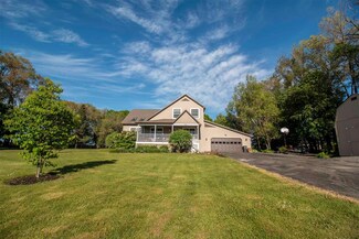 725 Maquam Shore Rd, Swanton, VT 05488