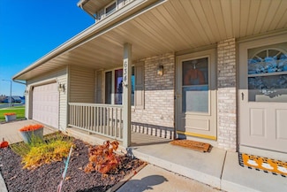634 Constitution Ln, de Forest, WI 53532