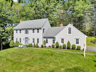 27 Regency Dr, North Haven, CT 06473