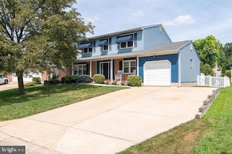 112 W Seneca Dr, Newark, DE 19702
