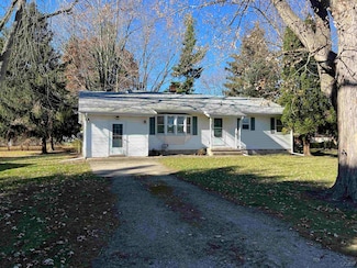 135 N Washington St, Morenci, MI 49256