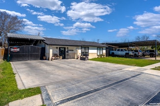 303 E Palfrey St, San Antonio, TX 78223
