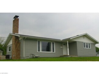 570 Zanesville Rd, Roseville, OH 43777