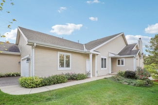 75 Oak Grove Dr, Madison, WI 53717