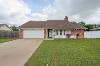 1913 E Ensey Terrace, Mustang, OK 73064