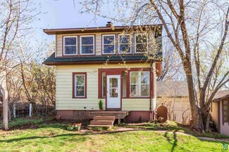 1204 N 8th Ave E, Duluth, MN 55805