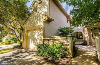 216 Mansion House Dr Unit 103, West Chester, PA 19382
