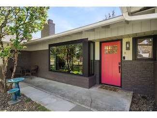 1107 NW Sluman Rd, Vancouver, WA 98665