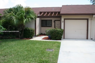 3 Finsbury Ln, Boynton Beach, FL 33426