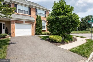 2 Flagger Ln, Trenton, NJ 08619