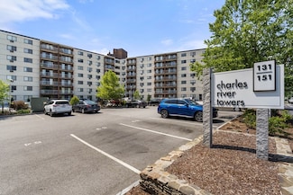 131 Coolidge Ave Unit 621, Watertown, MA 02472
