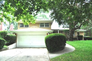 2209 Sandy Ln, Wilmette, IL 60091