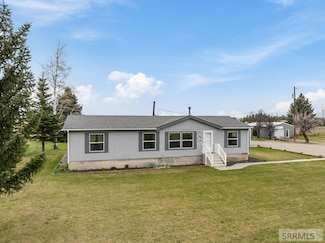 445 W 200 Rd N, Blackfoot, ID 83221