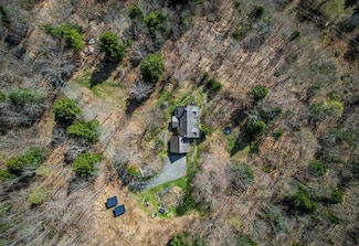 157 Mehuron Dr, Waitsfield, VT 05673