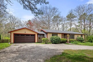 38 Kensington Dr, Sandwich, MA 02563