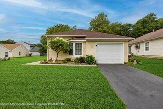 154 Pine Oak Blvd, Barnegat, NJ 08005