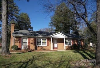 6820 Barcliff Dr, Charlotte, NC 28212