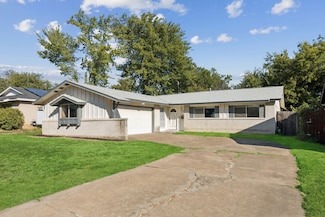 3209 Seaside St, Irving, TX 75062