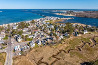 14 Camp Ellis Ave, Saco, ME 04072