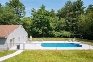 21 King Hill Rd, Hanover, MA 02339