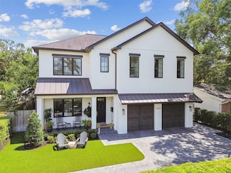 2402 W Parkland Blvd, Tampa, FL 33609