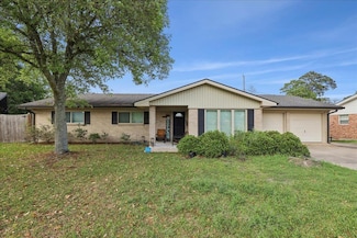 6360 Pansy Dr, Beaumont, TX 77706