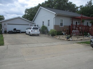 411 N Ohio Ave, Rantoul, IL 61866