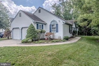 25 Glenview Way E, Gibbsboro, NJ 08026