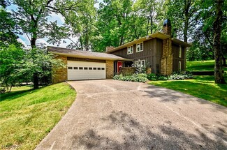 3018 Wildridge Dr NW, Massillon, OH 44646
